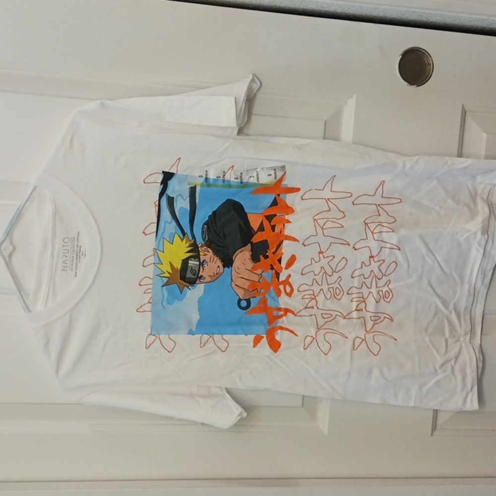 Naruto Shippuden T-Shirt Small NEW